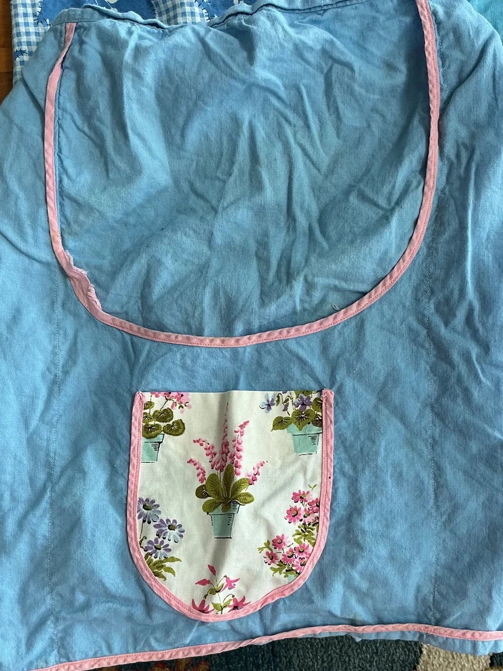 Vintage Mixed Apron and Kitchen Textile Lot - Floral & Novelty Prints